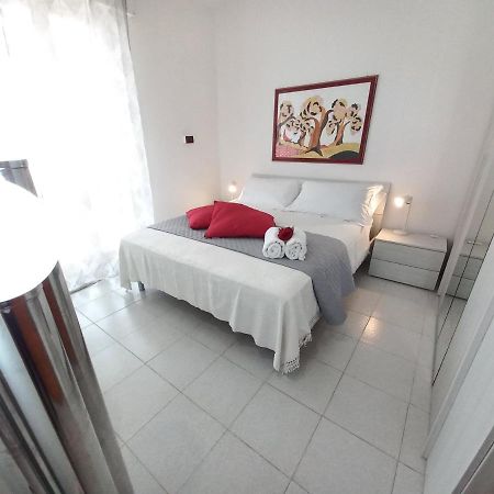 Sisters Apartment Алгеро Екстериор снимка